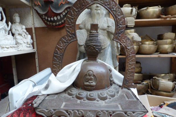 Stupa - getriebenes Kupfer aus Tibet